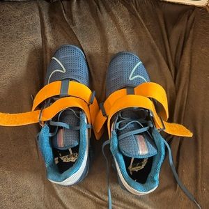 Nike Romaleos ; used but in great shape!